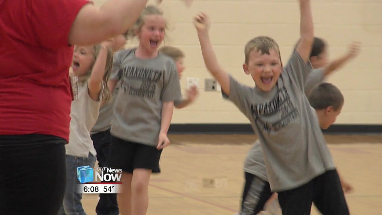 Wapakoneta students learn from philanthropy for Ronald McDonald House 3.jpg